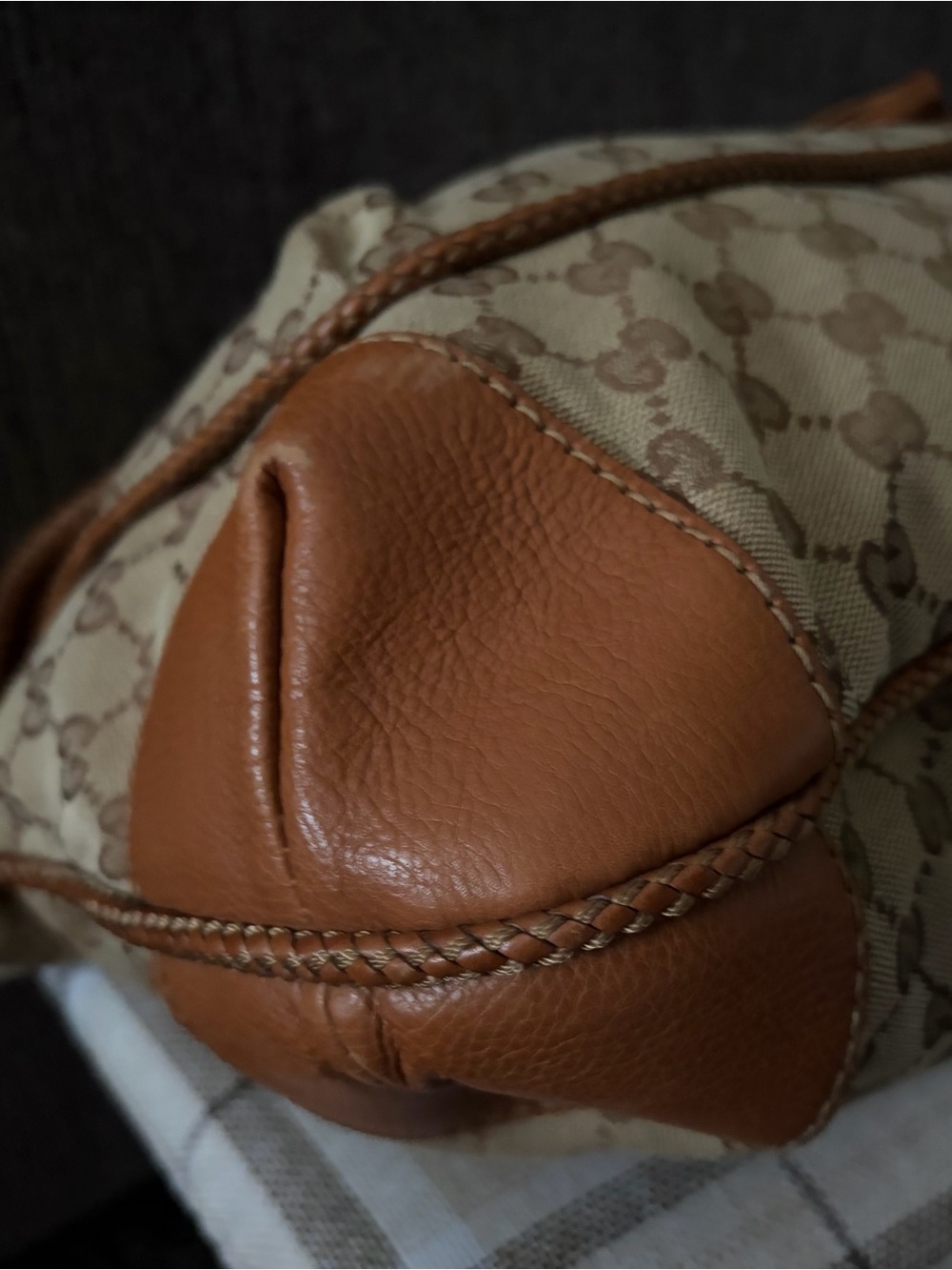 Authentic Gucci Tan/Brown GG Canvas Leather Tassel Shoulder Hobo Bag - Picture 5 of 11